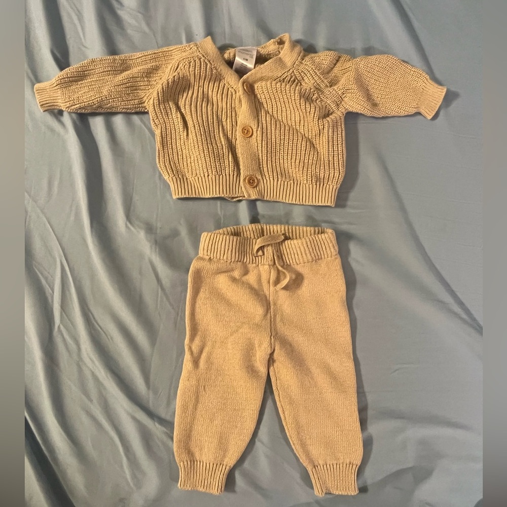 0-3 MONTH BABY OUTFIT